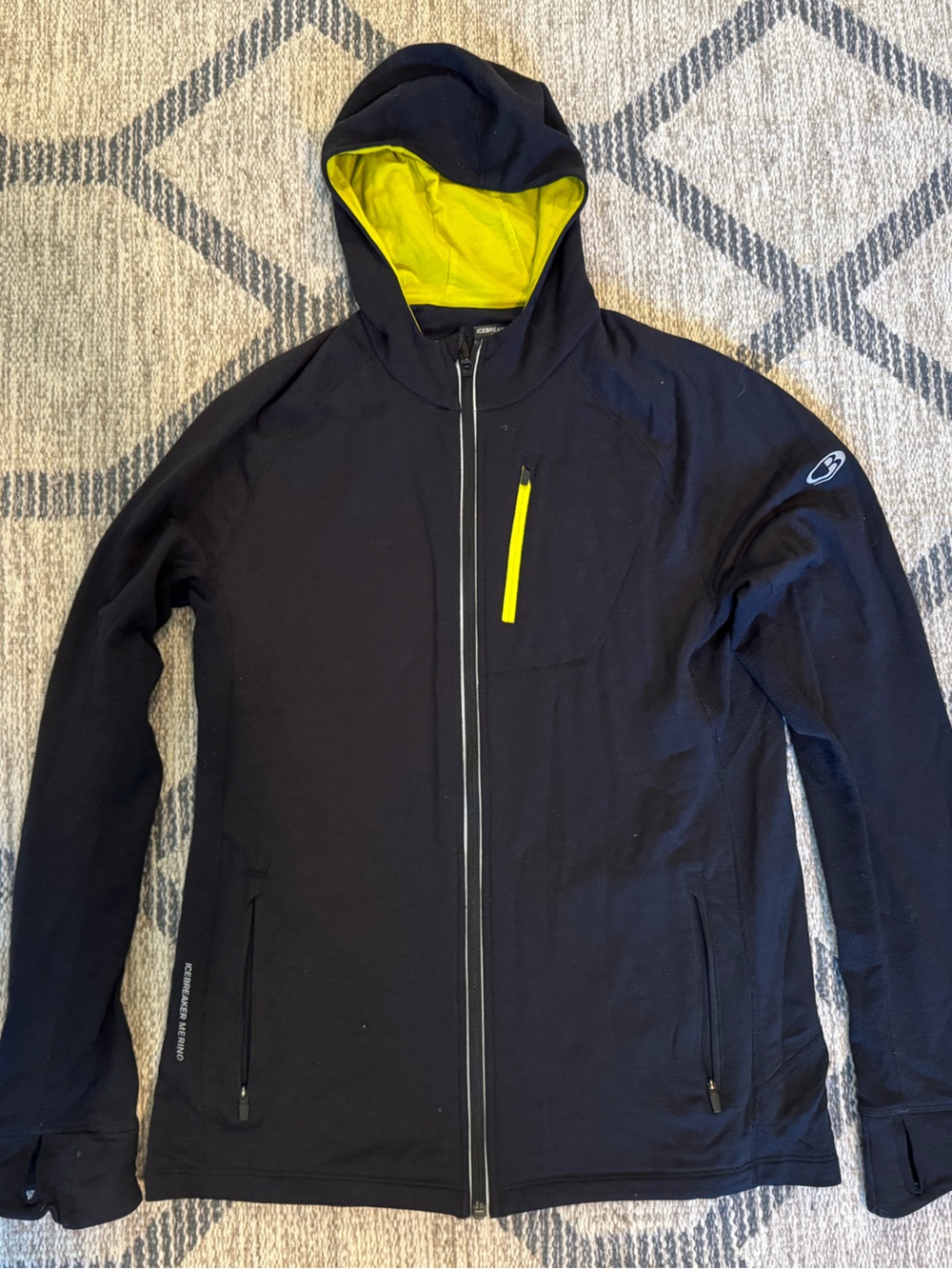 Icebreaker men’s quantum Black Hooded Jacket with Yellow Accent
